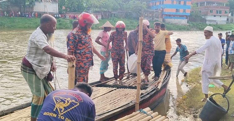 নওগাঁয় মান্নত পূরণের আশায় সাঁতরে নদী পার হতে গিয়ে গৃহবধূর মৃত্যু